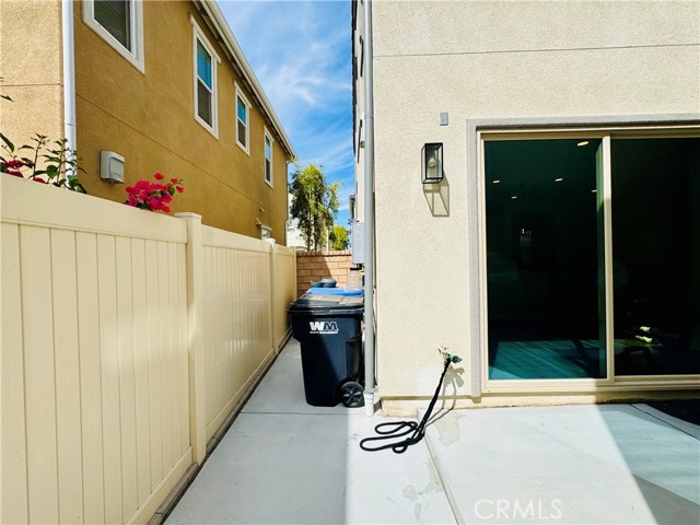 7457 Channel View Street, Chino CA: https://media.crmls.org/medias/19630da1-4bcf-4a0d-9aa0-46d4f7cbf554.jpg