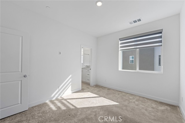 398 Merit, Irvine CA: https://media.crmls.org/medias/19638f62-8c10-45c3-8f1b-b36e33393b97.jpg