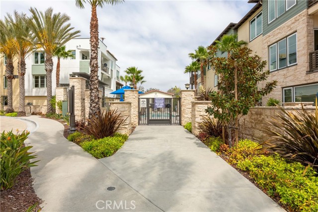 Detail Gallery Image 8 of 17 For 325 Doheny Way, Dana Point,  CA 92629 - 3 Beds | 2 Baths