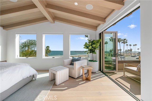 Detail Gallery Image 22 of 43 For 3130 Breakers Dr, Corona Del Mar,  CA 92625 - 3 Beds | 2/1 Baths