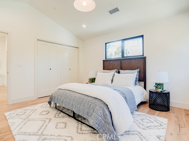 Detail Gallery Image 50 of 68 For 11911 Hartsook, Valley Village,  CA 91607 - 5 Beds | 4 Baths