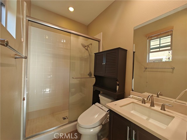 Detail Gallery Image 18 of 21 For 22 Gardenia, Lake Forest,  CA 92630 - 4 Beds | 3/1 Baths
