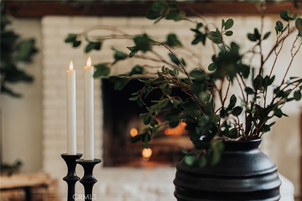 https://media.crmls.org/medias/1964e0cc-1231-44ff-8142-c9f388c3220f.jpg?preset=X-Large