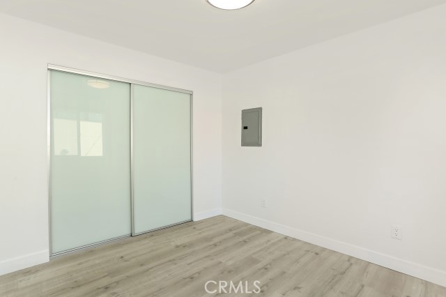 https://media.crmls.org/medias/19661e13-4479-46ee-b59d-f8fef71d9c46.jpg?preset=X-Large