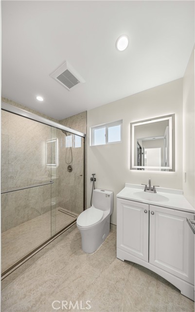 Detail Gallery Image 10 of 16 For 8145 Morse Ave, North Hollywood,  CA 91605 - 2 Beds | 2 Baths