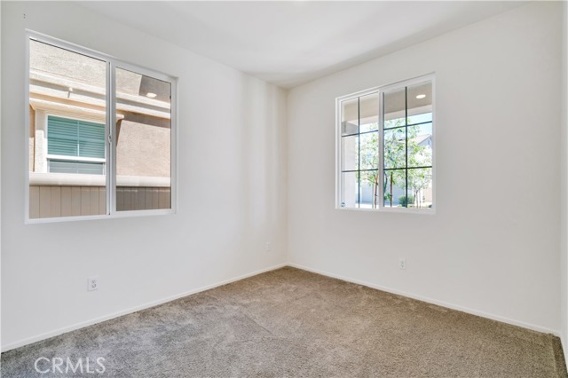 Detail Gallery Image 6 of 48 For 14707 Gulfstream Ln, Moreno Valley,  CA 92553 - 5 Beds | 2/1 Baths