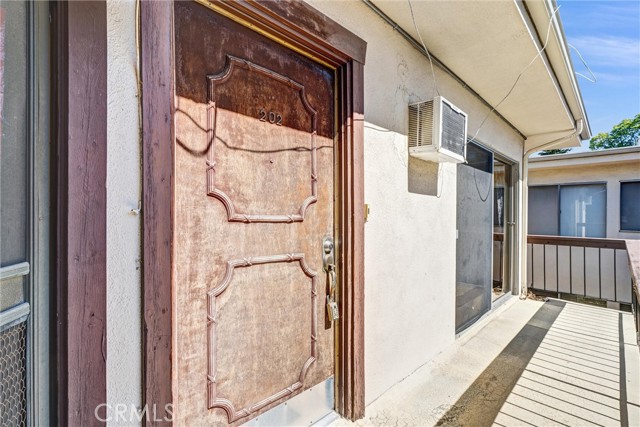 Detail Gallery Image 5 of 26 For 1840 Camden #202,  Los Angeles,  CA 90025 - 1 Beds | 1 Baths