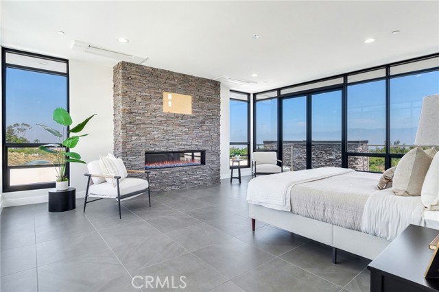 1912 Edgefair Lane, Redlands CA: https://media.crmls.org/medias/19673126-758d-4008-92a2-ed7ed6969ffe.jpg
