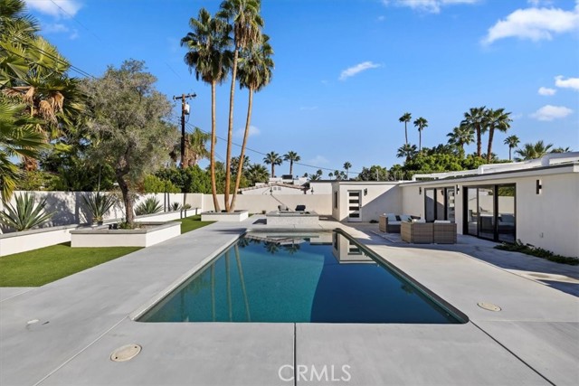 218 East Ocotillo, Palm Springs, CA 92264 | Slideshow Image #4