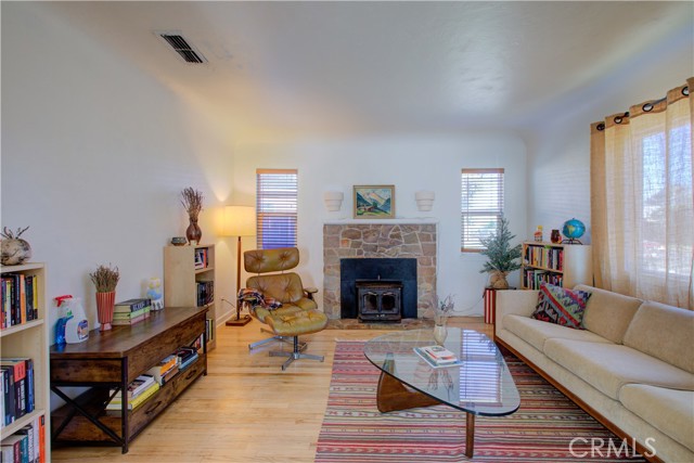 Detail Gallery Image 3 of 52 For 148 E 23rd, Merced,  CA 95340 - 3 Beds | 2 Baths