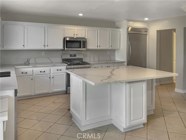 2348 Talbot Circle, Corona, CA, 92882 2348 Talbot Circle, Corona, CA, 92882