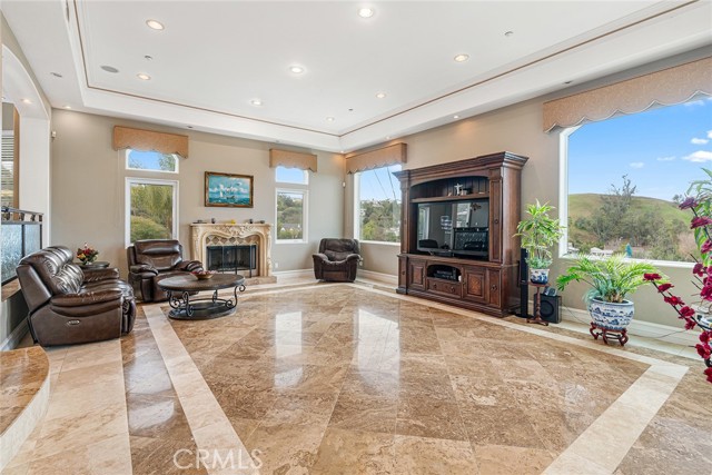 Detail Gallery Image 16 of 56 For 22470 Sueno Rd, Woodland Hills,  CA 91364 - 6 Beds | 7 Baths