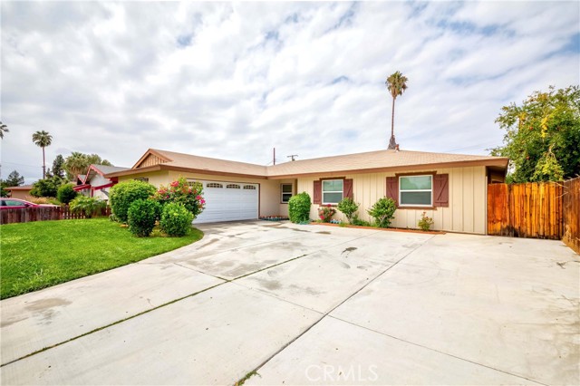 10539 Pendleton St, Riverside, CA 92505