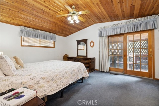 42784 Edelweiss Drive, Big Bear Lake CA: https://media.crmls.org/medias/196ada13-8928-4005-ba68-ad464a5681f5.jpg