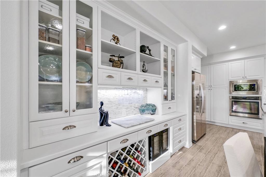 196bb325 0592 4950 99f6 Cff7416745ee