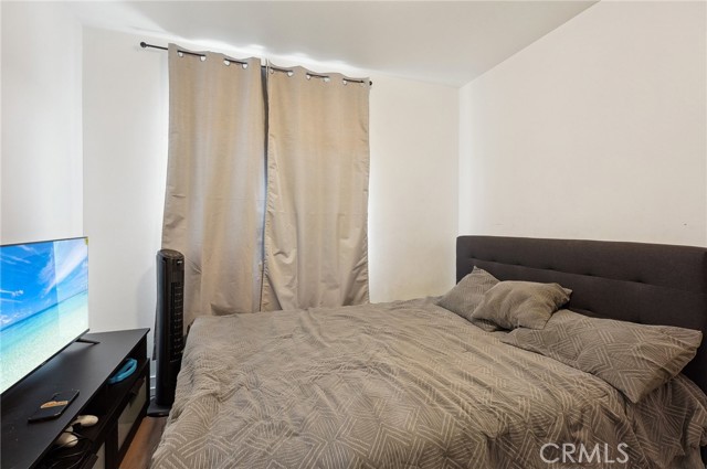 Detail Gallery Image 15 of 36 For 3322 W 66th St, Los Angeles,  CA 90043 - – Beds | – Baths