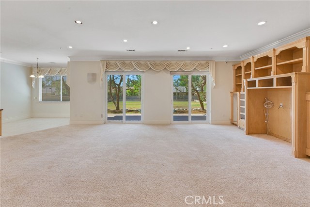 134 E Las Flores Ave, Arcadia CA: https://media.crmls.org/medias/196cc603-987a-4bca-b7ae-f8ab405e7b0e.jpg