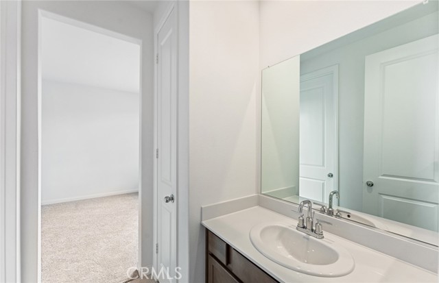 Detail Gallery Image 7 of 43 For 3909 Hudson Ln, Lake Elsinore,  CA 92530 - 6 Beds | 5 Baths