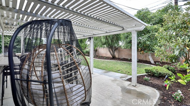 22941 Belquest Drive, Lake Forest CA: https://media.crmls.org/medias/196d226d-b700-4873-a2f5-237814958be3.jpg