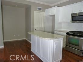 Detail Gallery Image 8 of 15 For 79 Splendor, Irvine,  CA 92618 - 3 Beds | 2/1 Baths