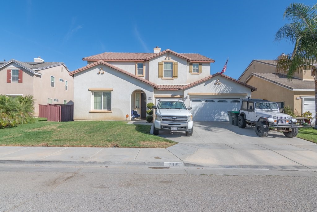 Detail Gallery Image 3 of 47 For 2815 Newcastle Way, San Jacinto,  CA 92582 - 5 Beds | 4 Baths