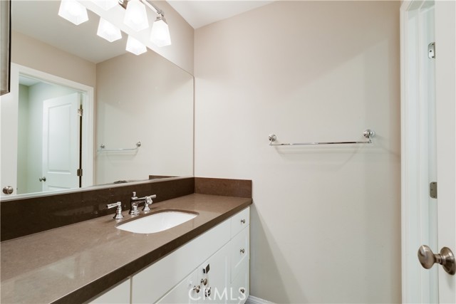 Detail Gallery Image 16 of 20 For 123 Mountain Violet, Irvine,  CA 92620 - 4 Beds | 3 Baths