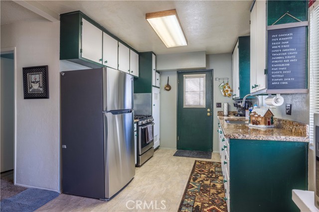 Detail Gallery Image 23 of 27 For 568 Wren, Big Bear Lake,  CA 92315 - 2 Beds | 1 Baths