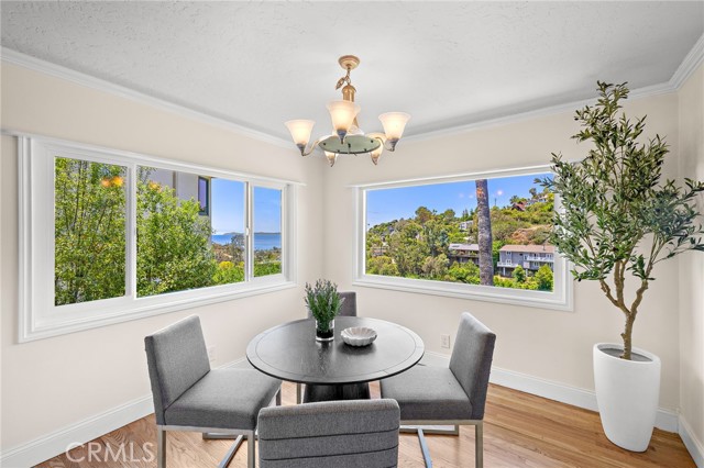 Detail Gallery Image 7 of 31 For 1212 Morningside Dr, Laguna Beach,  CA 92651 - 3 Beds | 3 Baths