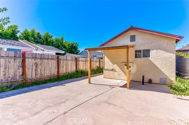 332 Clay Street photo 4