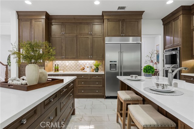Detail Gallery Image 8 of 62 For 30 Swift, Lake Forest,  CA 92630 - 5 Beds | 4/1 Baths