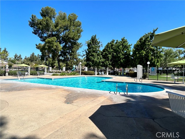 15 Wintergreen, Irvine CA: https://media.crmls.org/medias/196fa4d5-57fb-4236-aa24-96980e593dd0.jpg