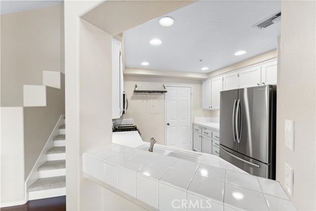 4 Paseo Del Sol, Rancho Santa Margarita CA: https://media.crmls.org/medias/196fbb02-ca53-46d1-85ca-7b43d59a21f3.jpg