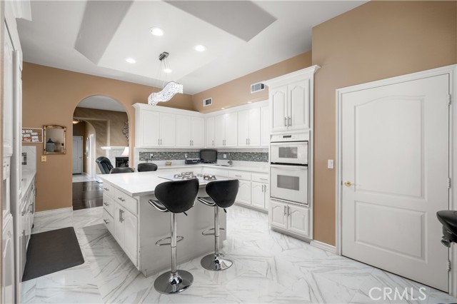 Detail Gallery Image 16 of 44 For 613 E Sunset Dr, Redlands,  CA 92373 - 6 Beds | 6 Baths