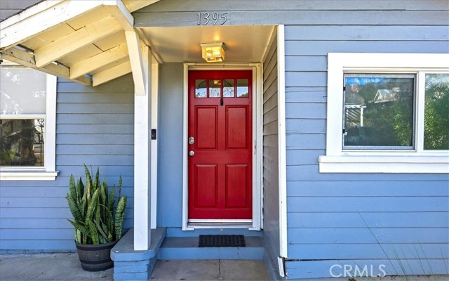 Detail Gallery Image 3 of 34 For 1395 Sunset, Pasadena,  CA 91103 - 2 Beds | 2 Baths