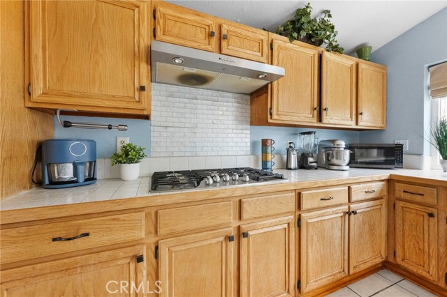 Detail Gallery Image 38 of 75 For 3684 Veronica Ct, Rialto,  CA 92377 - 4 Beds | 3 Baths