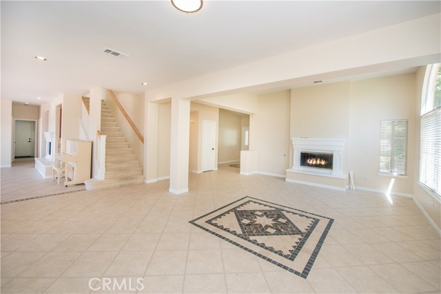 28817 Terrace Drive, Highland CA: https://media.crmls.org/medias/197115f3-996a-4a29-a275-87acfff9d03b.jpg