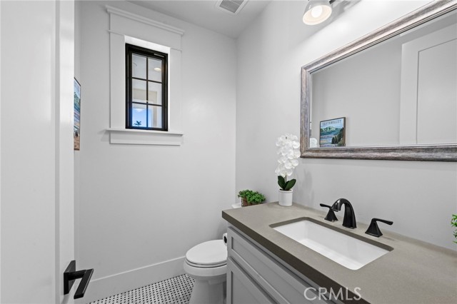 Detail Gallery Image 23 of 65 For 41950 Hacienda Dr, Murrieta,  CA 92562 - 4 Beds | 3/1 Baths