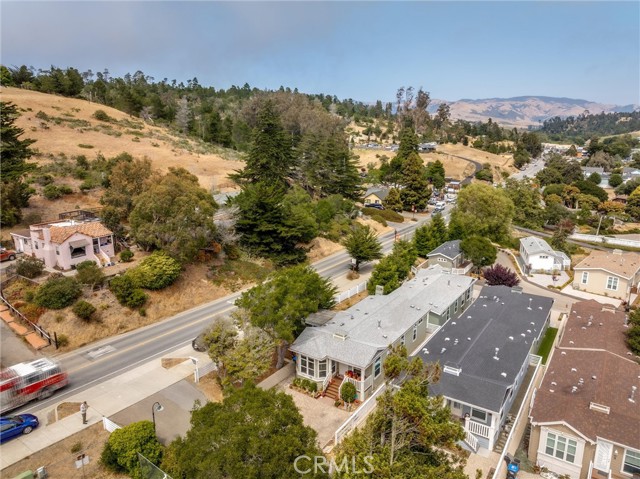 1460 Main Street, Cambria CA: https://media.crmls.org/medias/19722741-e02d-4f9f-b707-95747a8668c3.jpg