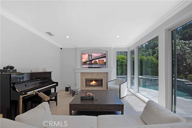 3514 Three Springs Drive, Westlake Village CA: https://media.crmls.org/medias/1972360a-07a6-407e-9beb-63840ce2430d.jpg