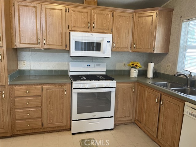 Detail Gallery Image 6 of 23 For 27601 Sun City Blvd #144,  Menifee,  CA 92586 - 3 Beds | 2 Baths