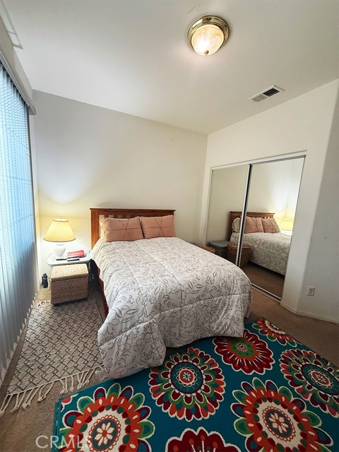 Detail Gallery Image 6 of 12 For 130 Boston, Beaumont,  CA 92223 - 5 Beds | 3 Baths