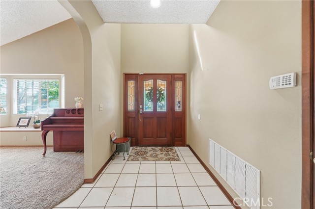 Detail Gallery Image 4 of 35 For 13507 Elgers, Cerritos,  CA 90703 - 5 Beds | 4 Baths