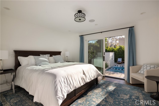 133 N La Jolla Avenue, Los Angeles CA: https://media.crmls.org/medias/197368e9-983b-445c-a840-e0dd075b6f4b.jpg