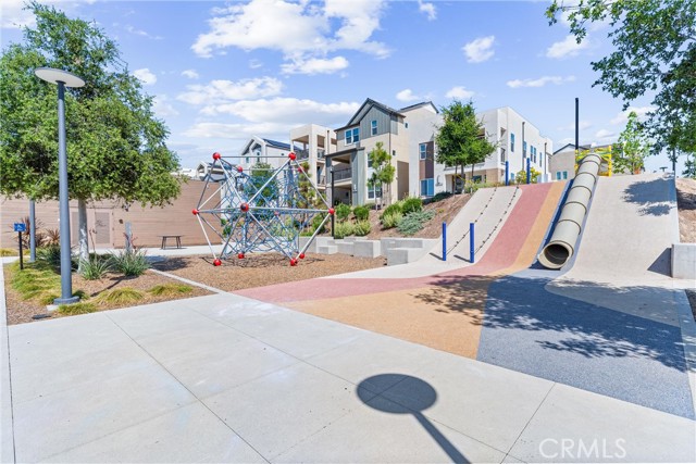167 Sash, Irvine CA: https://media.crmls.org/medias/19739cc4-c04b-4343-9a17-902e742d3311.jpg