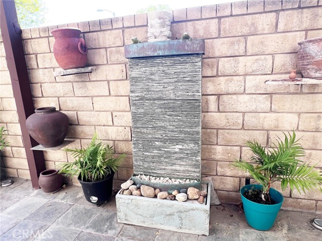 Detail Gallery Image 21 of 23 For 28303 Sycamore Dr, Saugus,  CA 91350 - 3 Beds | 2/1 Baths