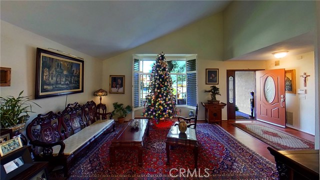 4 Bed Home for Sale in Saugus, California