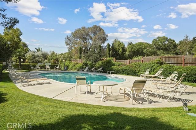 Detail Gallery Image 28 of 32 For 23542 Newhall Ave #5,  Newhall,  CA 91321 - 3 Beds | 3 Baths