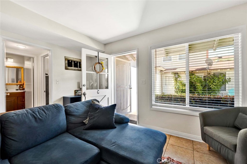 19759767 1c1d 4caa 9e7c 8df0a4c0c2e3