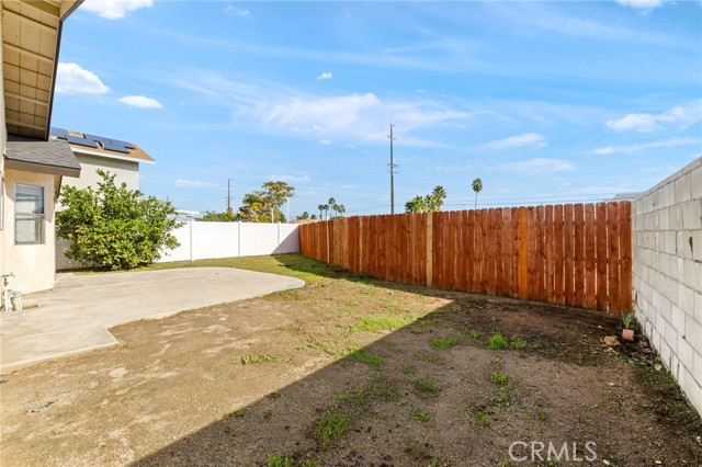 Detail Gallery Image 22 of 32 For 13898 Red Mahogany, Moreno Valley,  CA 92553 - 2 Beds | 2 Baths