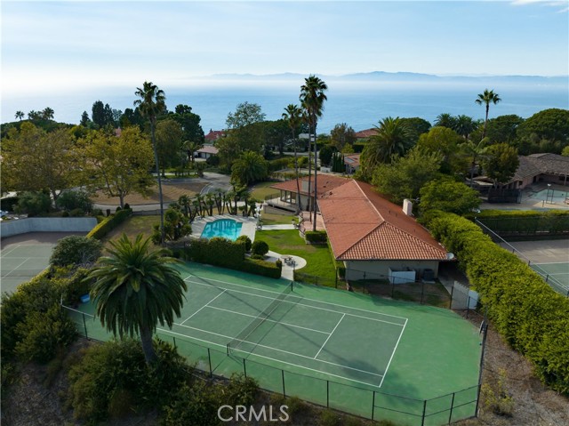 Detail Gallery Image 14 of 75 For 984 La Cresta Pl, Palos Verdes Estates,  CA 90274 - 6 Beds | 4 Baths